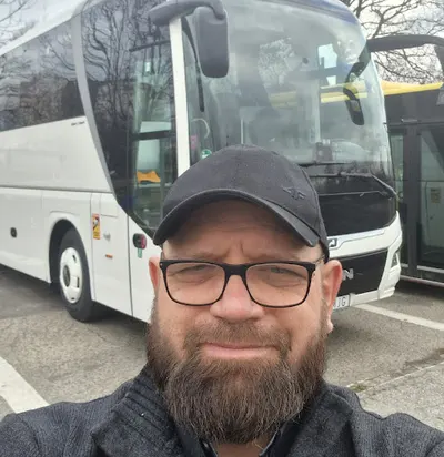 #Autokary i Busy 20 - 80 osób Tomasz Pączkowski TOMEX Będzin